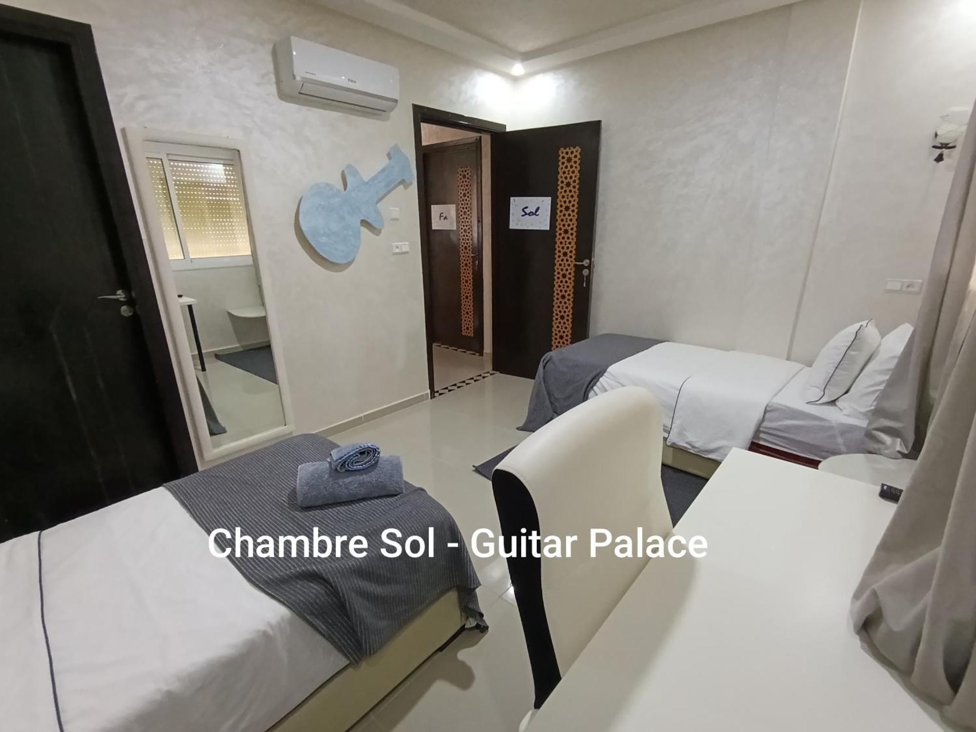 Guitar Palace - Chambres D'Hotes Bni Quolla Екстер'єр фото